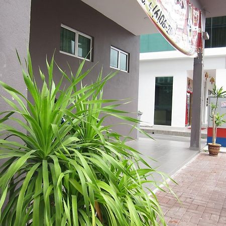 Place2Stay Hotel Malacca ภายนอก รูปภาพ